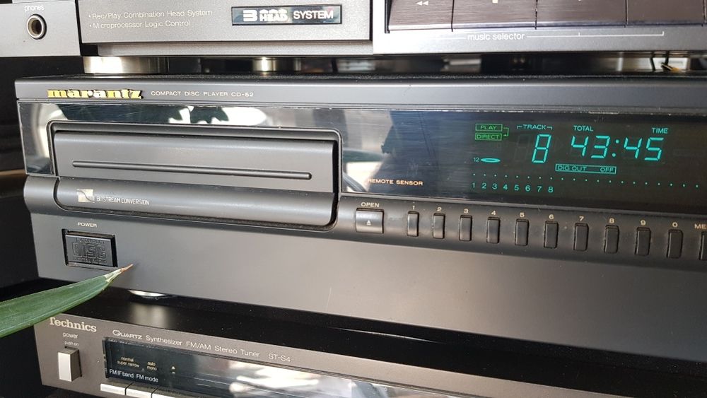Marantz CD 52 com comando original.