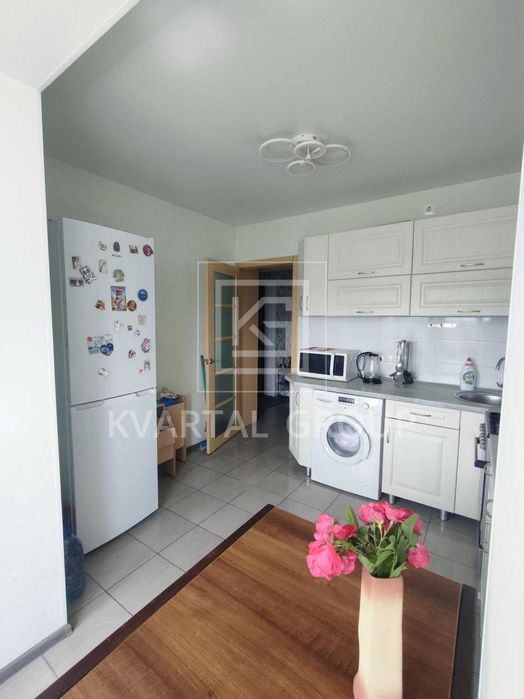 БЕЗ КОМІСІЇ! світла Однокімнатна квартира з ремонтом. ПОКРОВСЬКИЙ парк