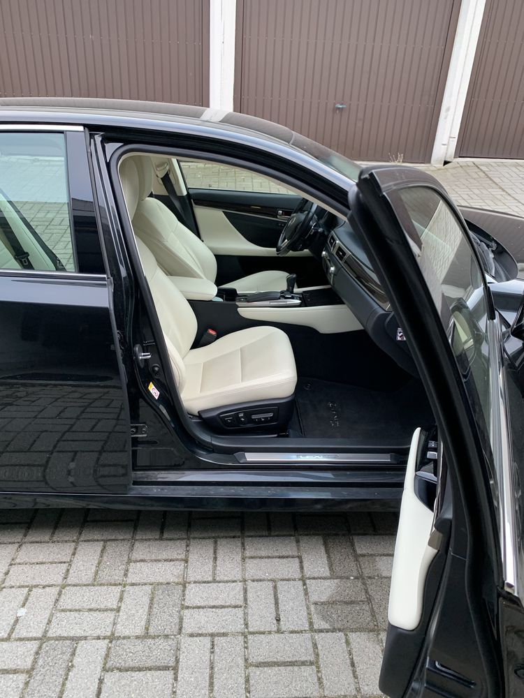 Sprzedam Lexus GS 200T