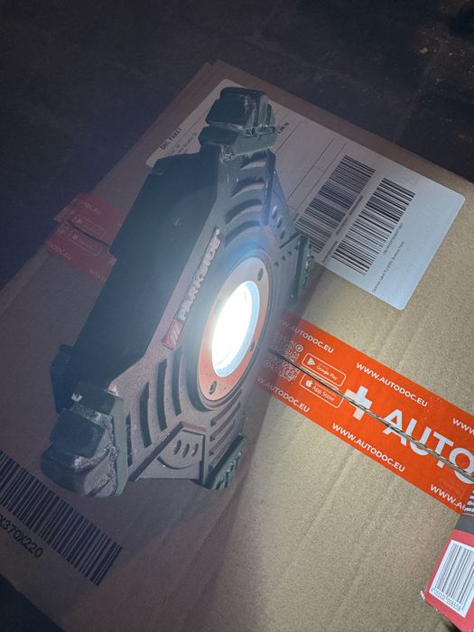 Лампа, фонарь, люстра, світло, прожектор, павербанк