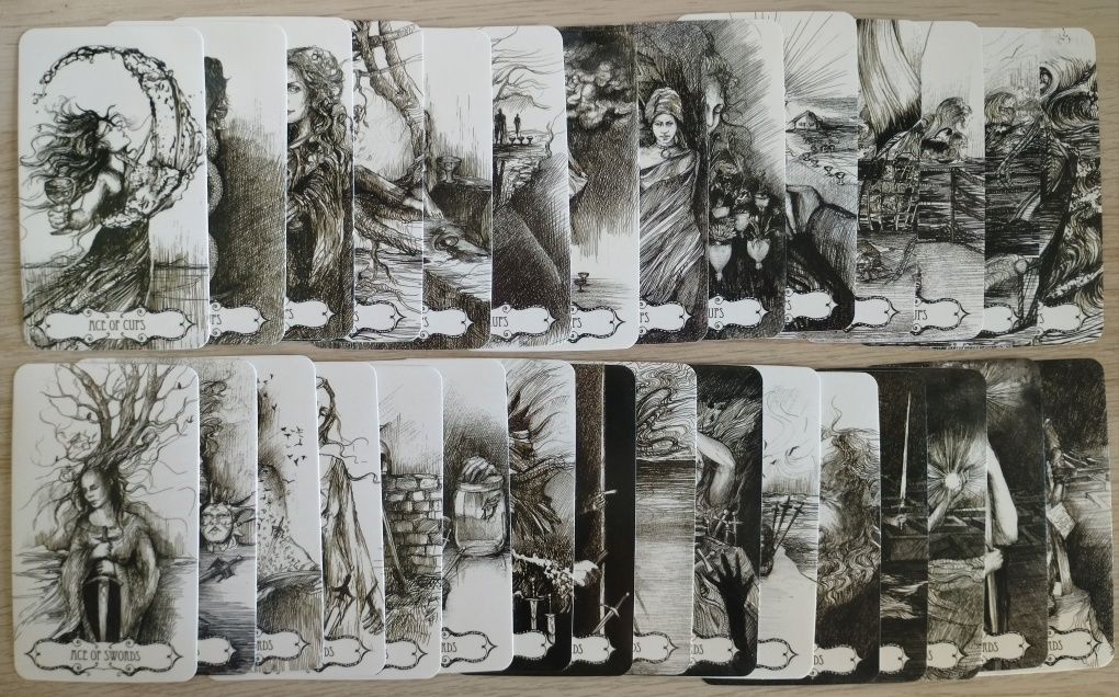 Tarot of the abyss portes incluidos
