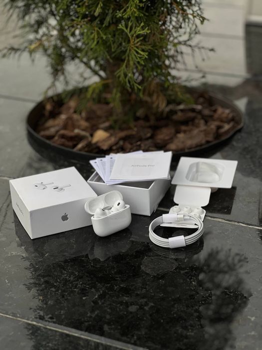 Apple AirPods Pro 2