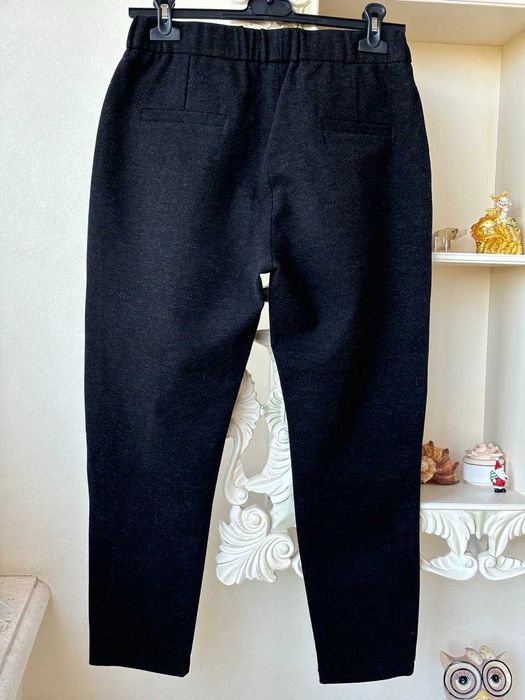 Теплые зимние женские брюки серого цвета