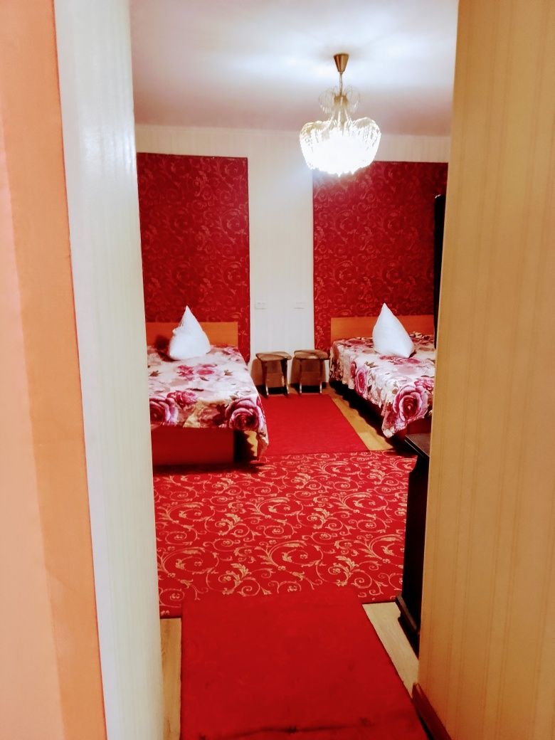 Посуточно 1 к.кв.Соборная/Макдональдс WI-FI, 2 кровати, докум, центр,