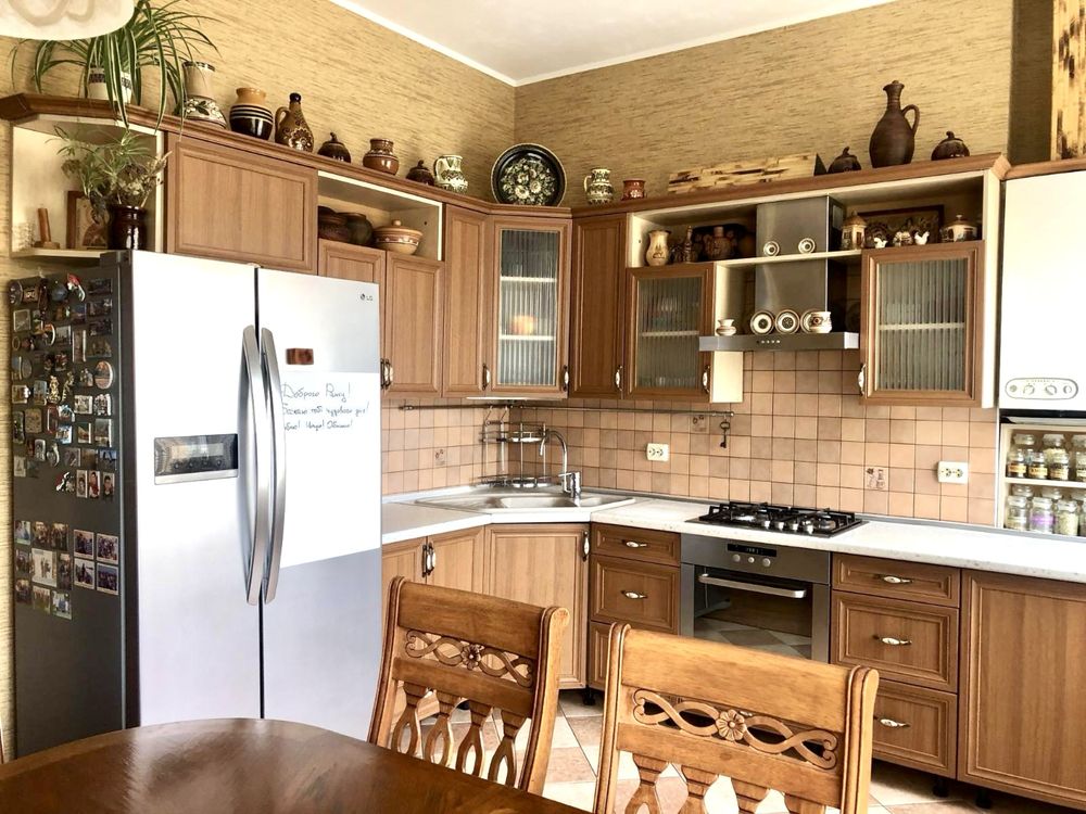 Продам 3-х квартиру на просп. Коцюбинського