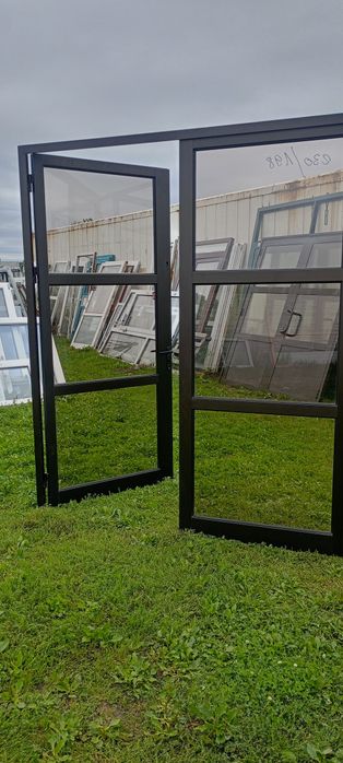 Drzwi aluminiowe używane z.emiec super stan dostawa gratis cał