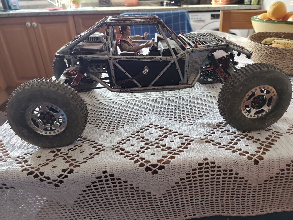 RC 1/10 Capra scale/crawler troco por hardbody D110