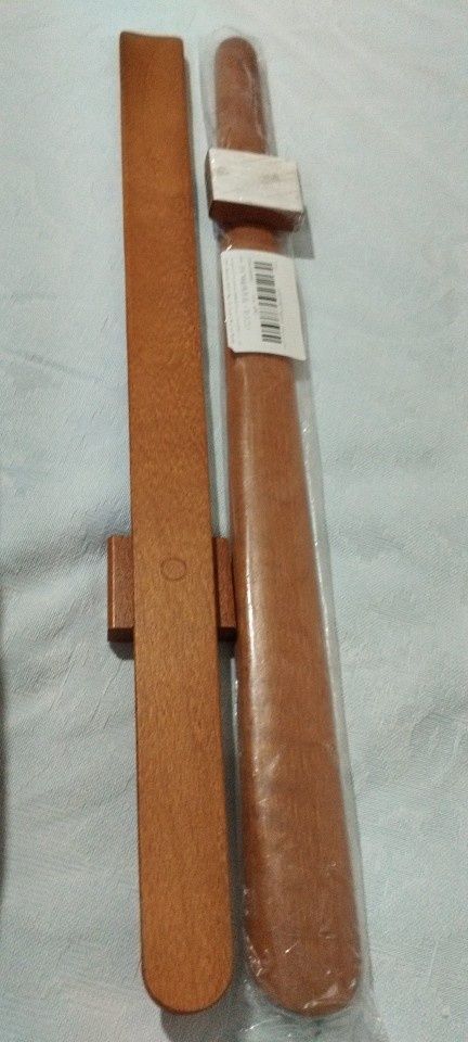 Ложка для взування дерев'яна на магніті Unikata