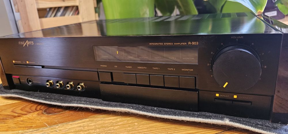 Grundig Fine Arts A-903 zintegrowany wzm. mocy-stan kolekcjonerski