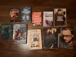 Livros de vários aurores