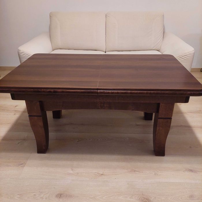 Piękny rozkładany ławostół.