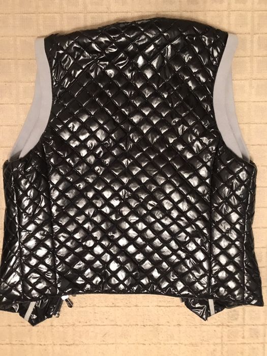 Новая жилетка , размер М