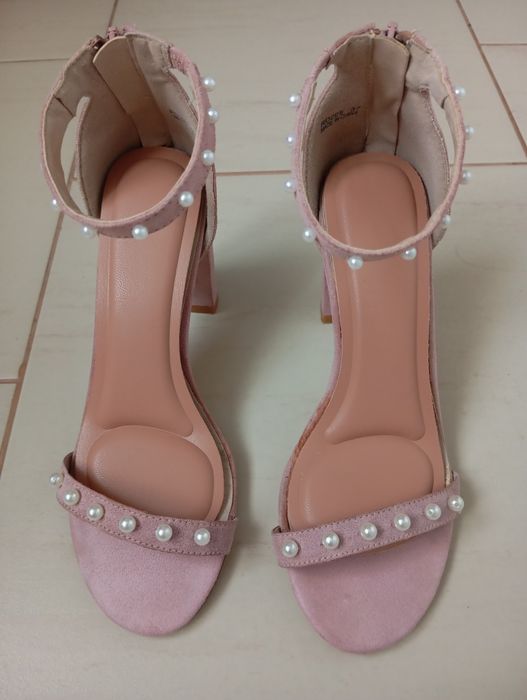 Sandały na klocku pudrowy róż r. 37