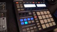 Native Instruments Maschine MK1 - (4000грн)