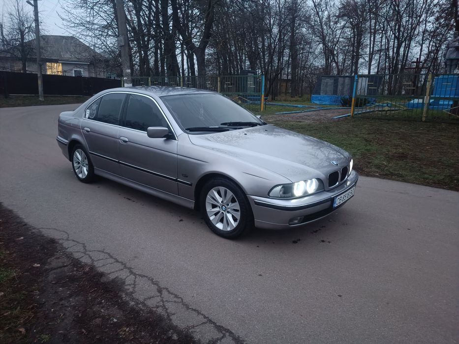 Продам БМВ є39 2,5