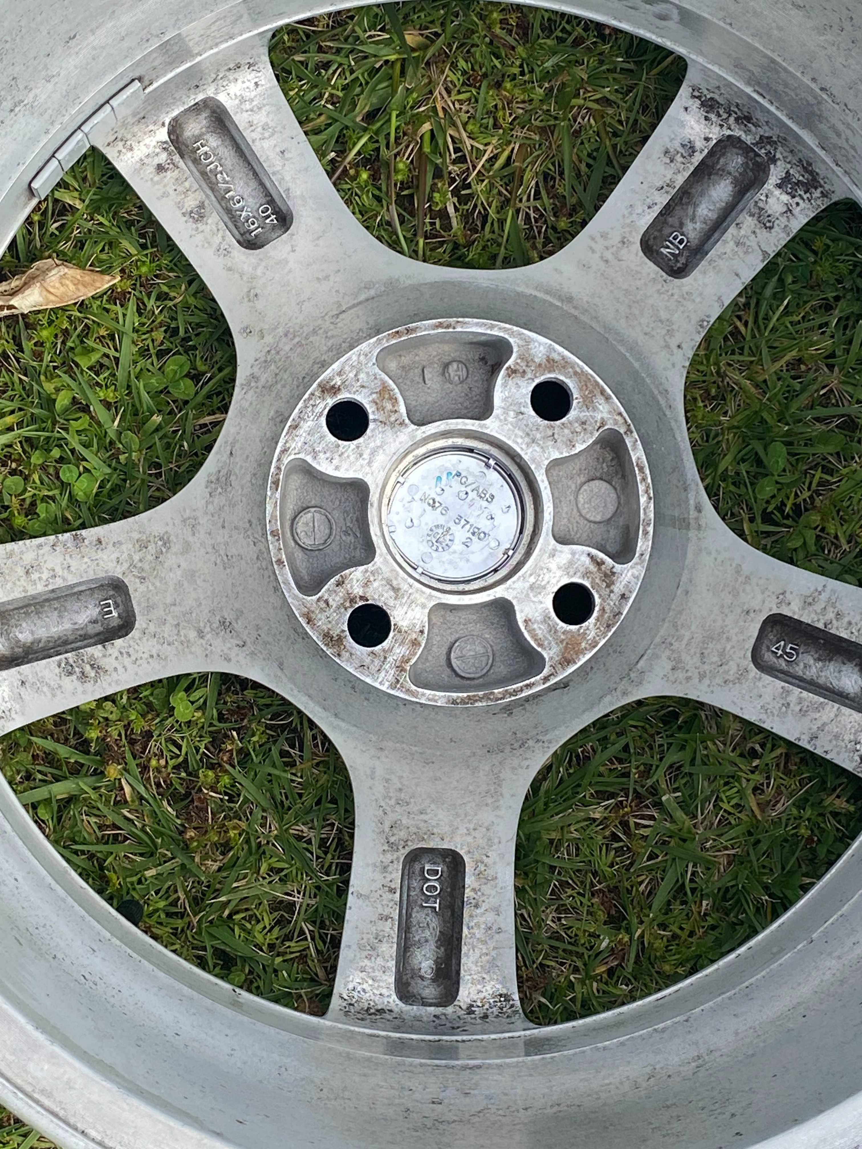 Jogo de 4 Jantes originais Mazda MX-5 - 16 " polegadas em bom estado!