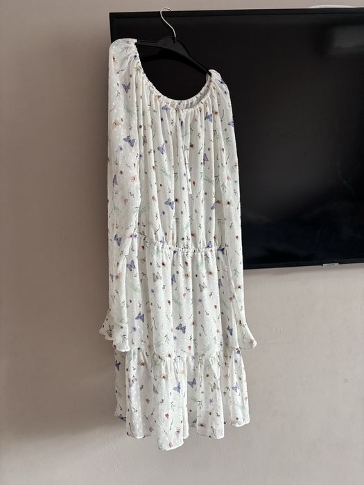 Ніжна сукня hm , S метелики , шифонова сукня