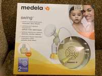 Електричний молоковідсмоктувач Medela Swing