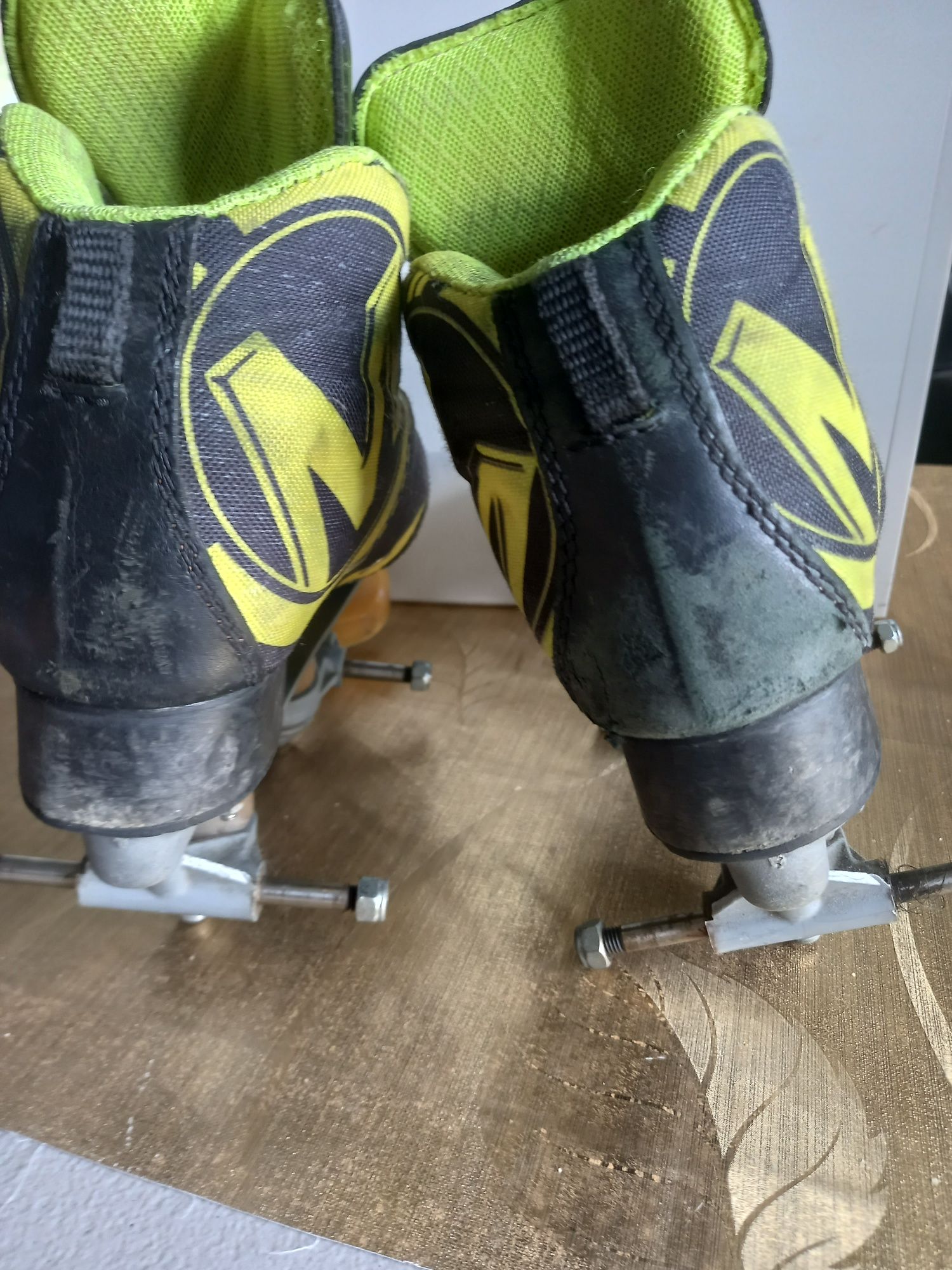 Patins n36/37-bota