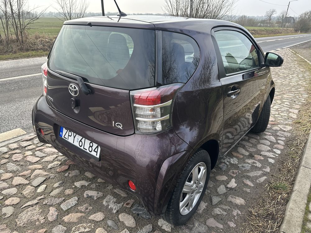 Toyota iQ 1.0/mały przebieg/brak usterek/zadbany