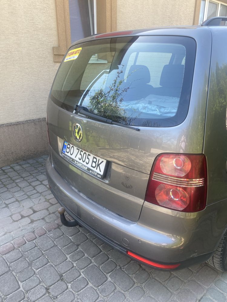 Volkswagen Touran 2007 рік