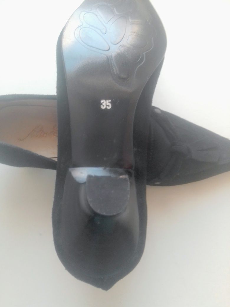Sapatos de senhora Alta Elegância N.35