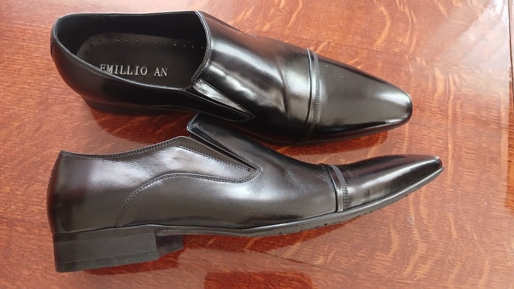 Туфлі чоловічі чорного кольору з натуральної шкіри