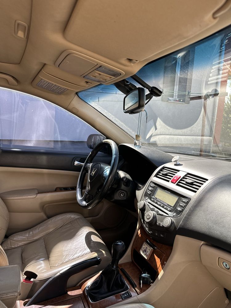Автомобіль Honda accord