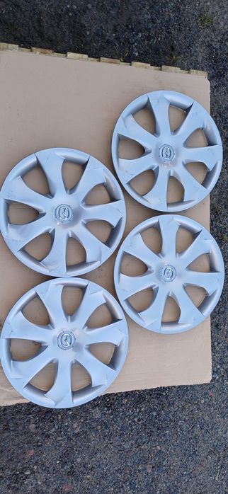 Kołpaki MAZDA 15 cali GJ6A 37 170 .