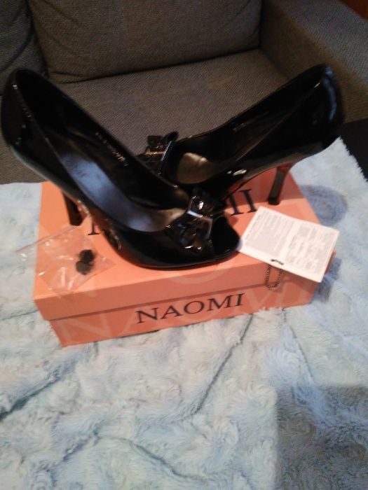 obuwie damskie wyjściowe