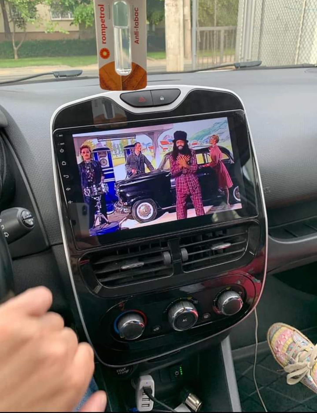 Rádio Android 13 com GPS Renault Clio 4 (Novo)