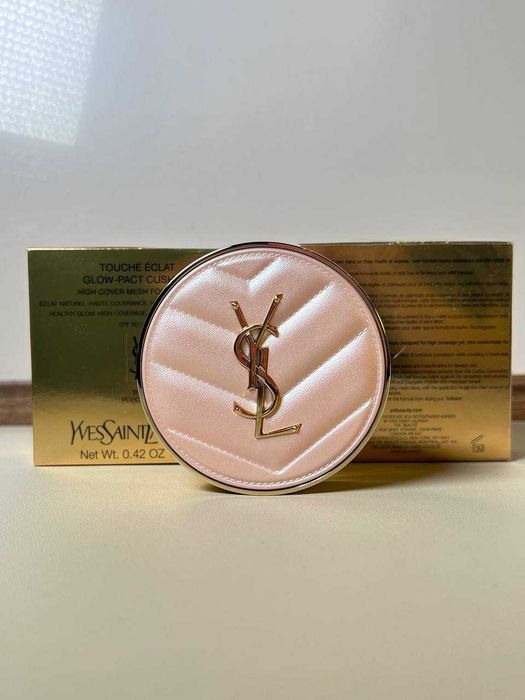 Кушон для обличчя Yves Saint Laurent Touche Eclat Glow Pact