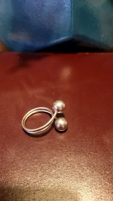 Srebrny pierścionek, prosty, klasyczny, modny r. 13/14