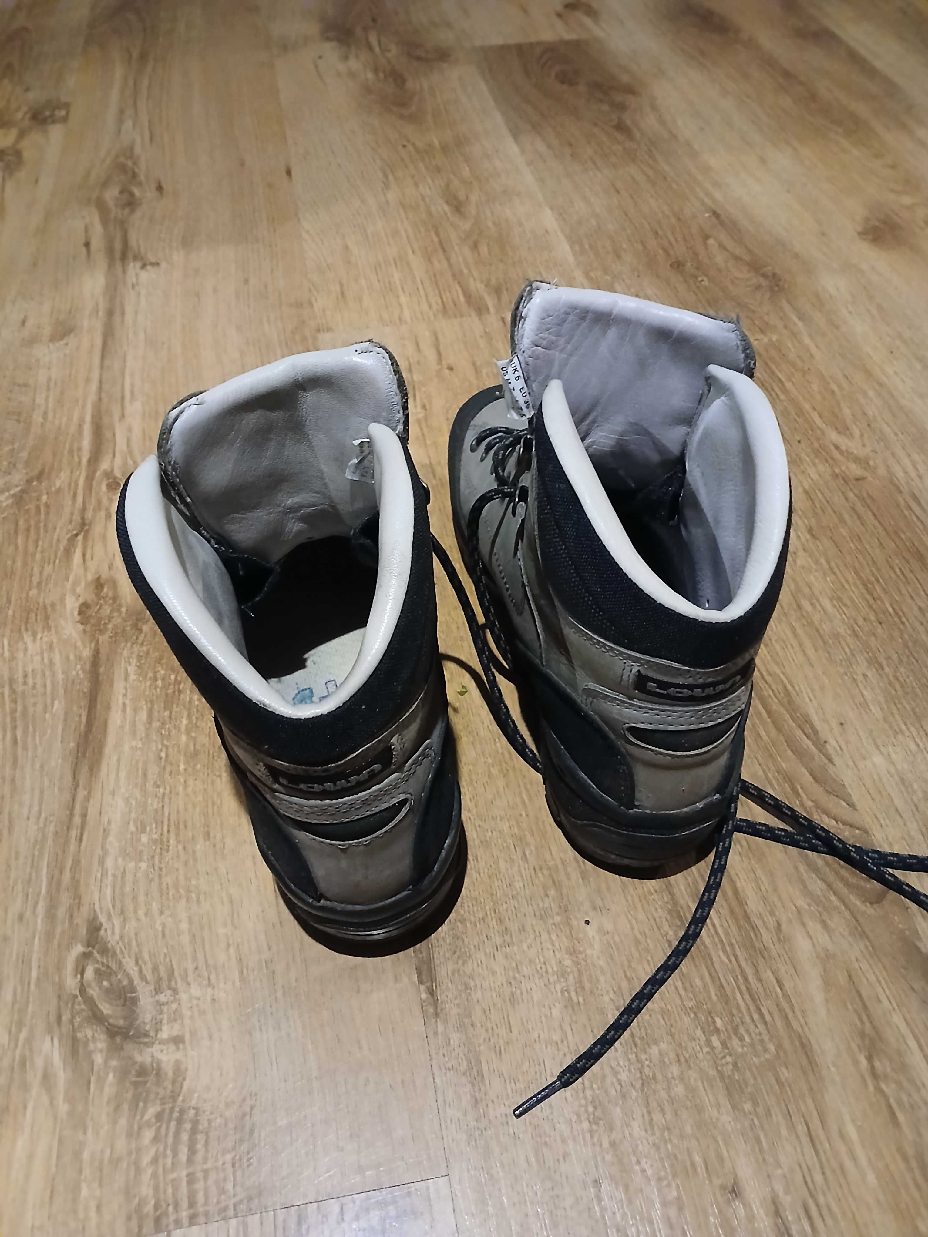 Buty trekkingowe damskie Lowa