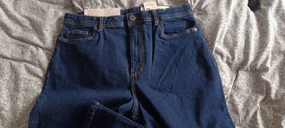Jeansy damskie - rozmiar 42 NOWE