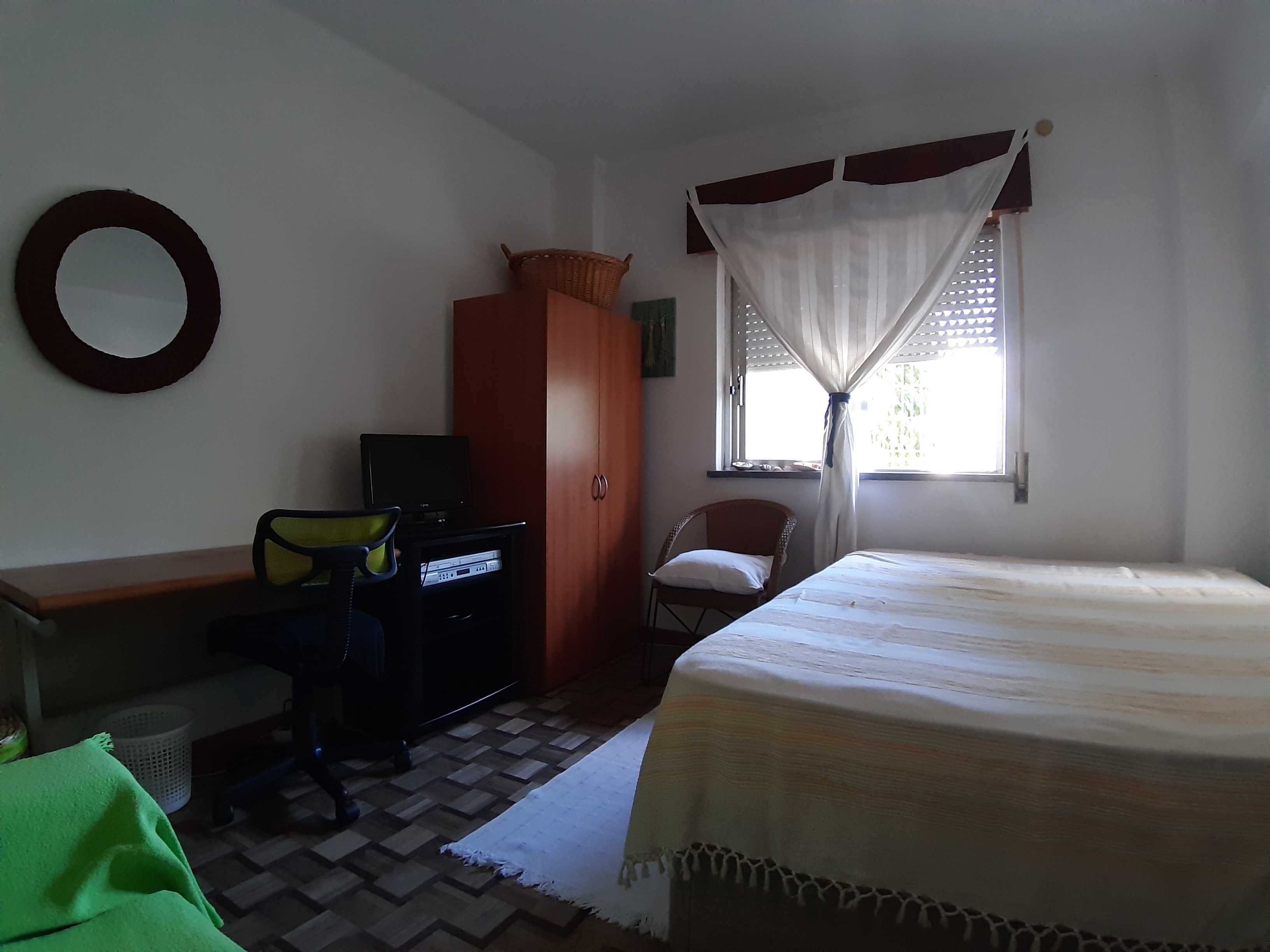 Quarto Individual Estudante/ Trabalhador em Faro