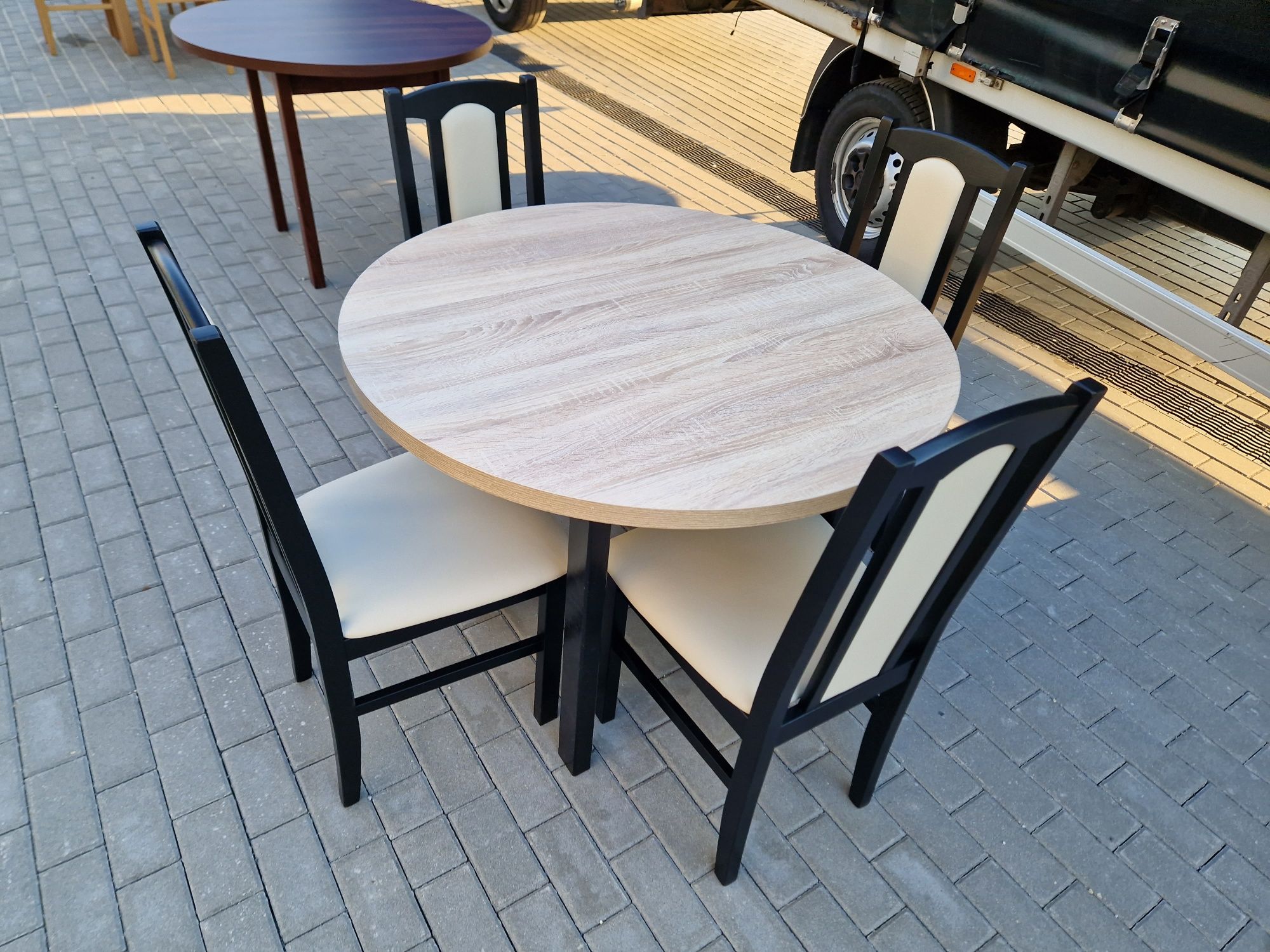 Nowe: Stół okrągły + 4 krzesła, czarny/sonoma + crem , transPL