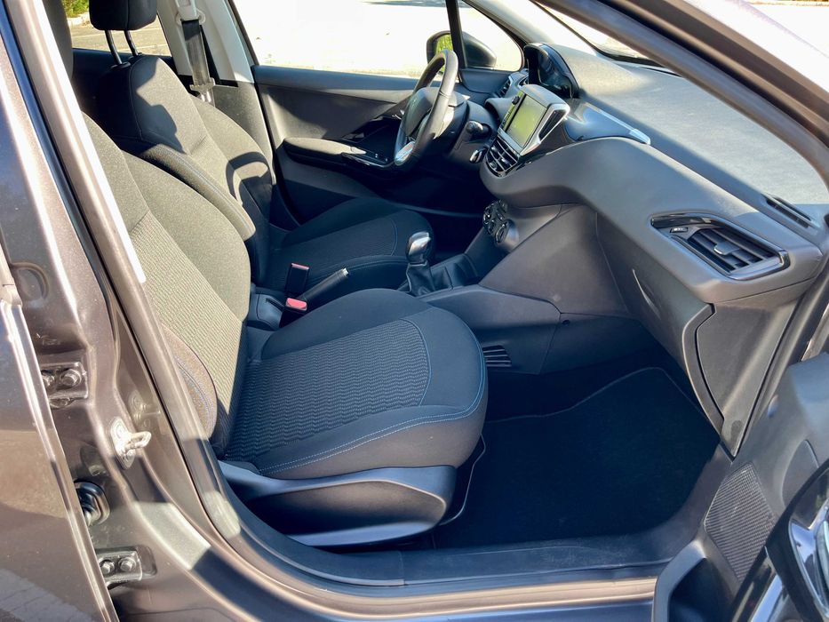 Peugeot 208 1.2 PureTech 1 Dono 19.000 Km