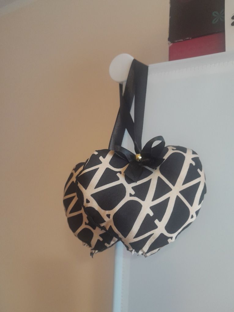 Nowa zawieszka na ścianę czarno złota Serduszko 12cm