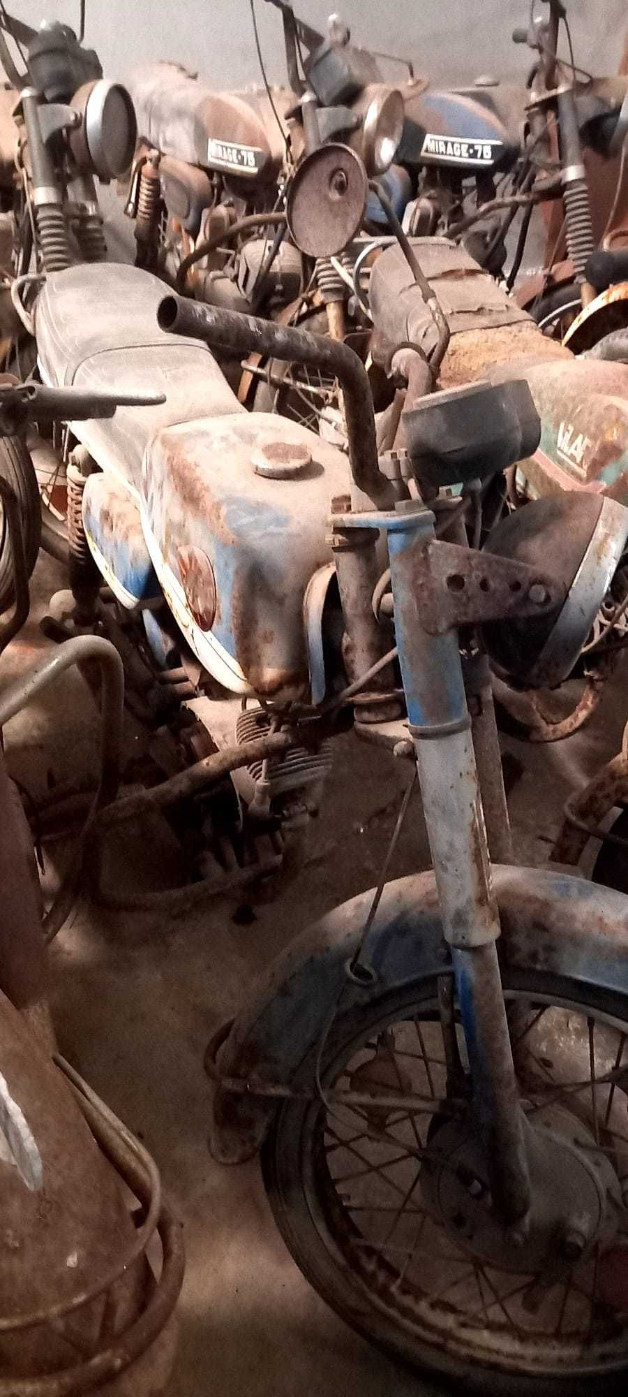 Lote de 8 motorizadas