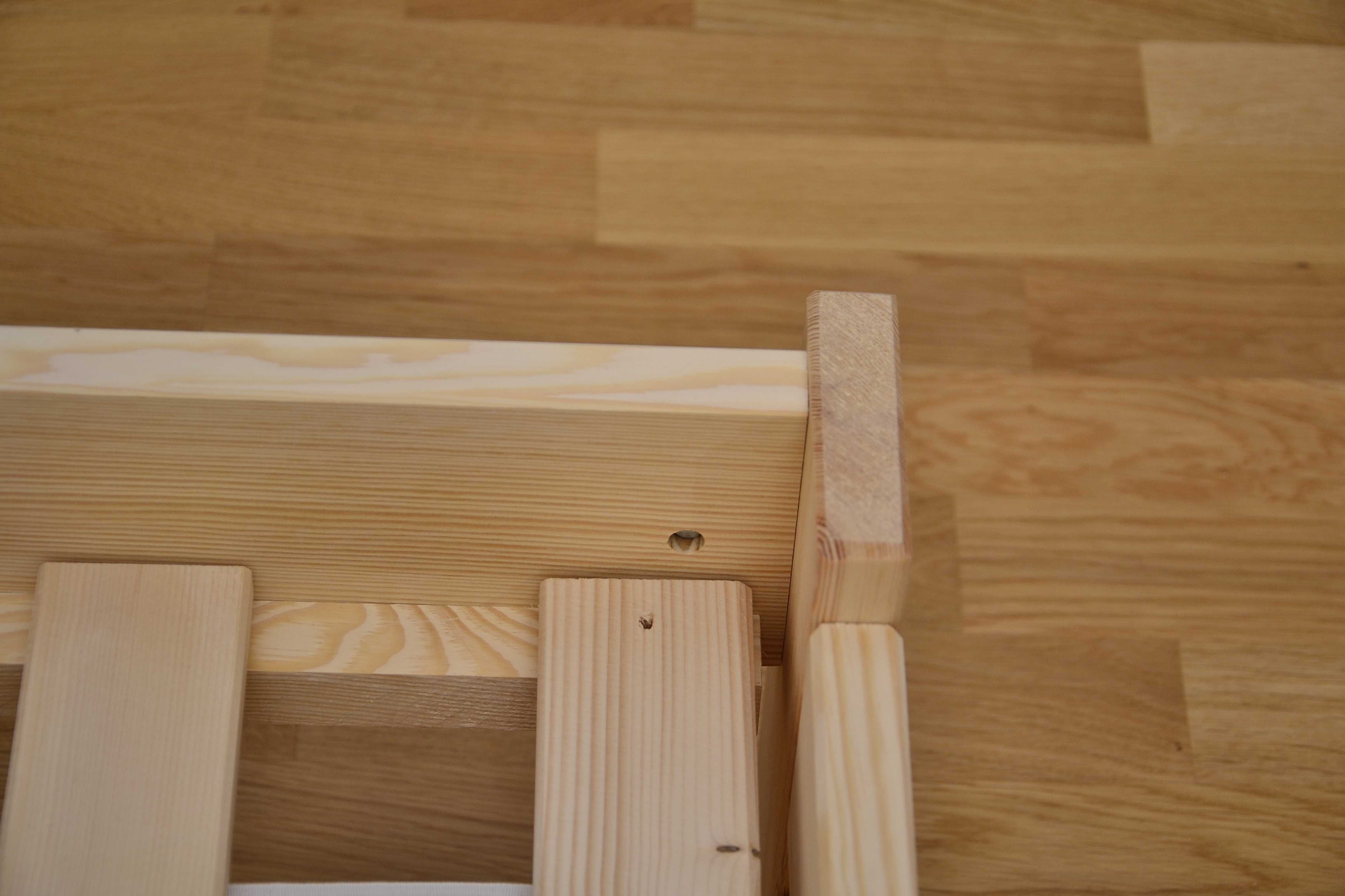 Łóżko 90x200 z materacem PRODUCENT
