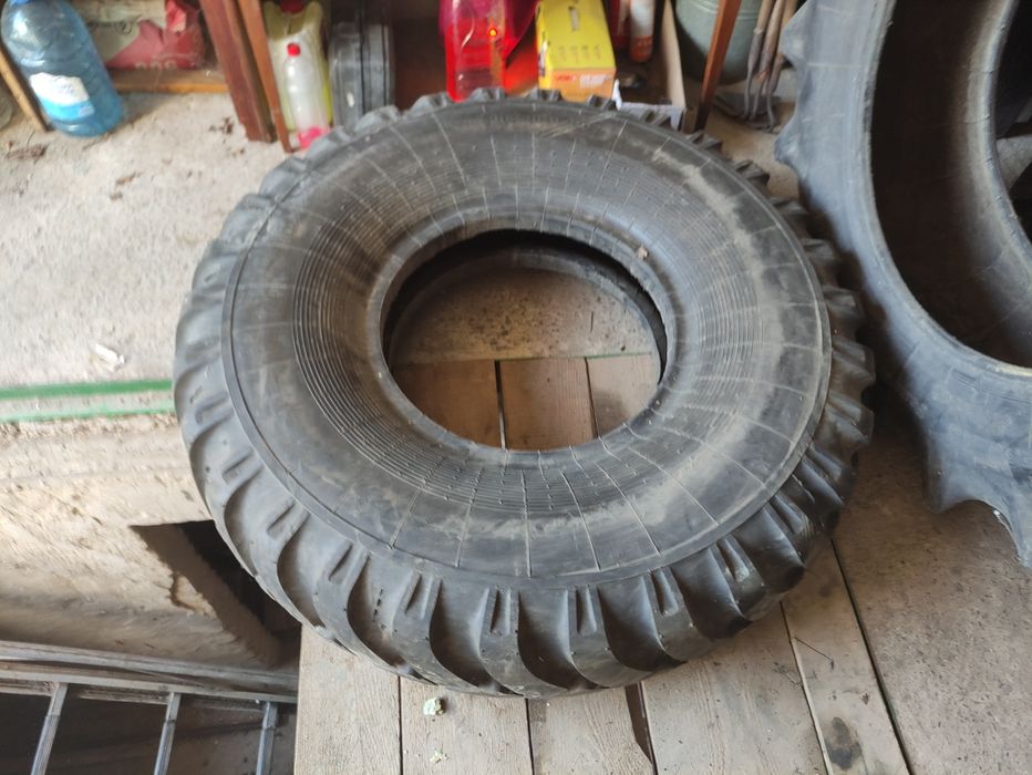 Шини грейдер 14.00-20Я-307