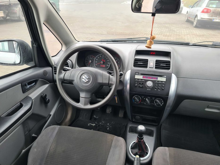 Suzuki SX4 *1,5 benz 99KM * 157 tys km*1-właściciel 13-LAT *NIE ZGNITE