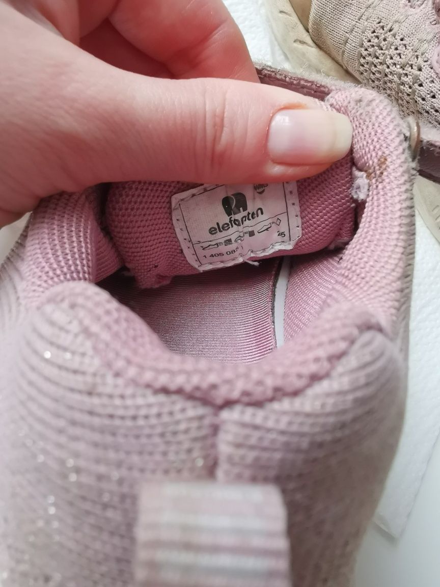 Buty dla dziewczynki rozmiar 25 Elefanten