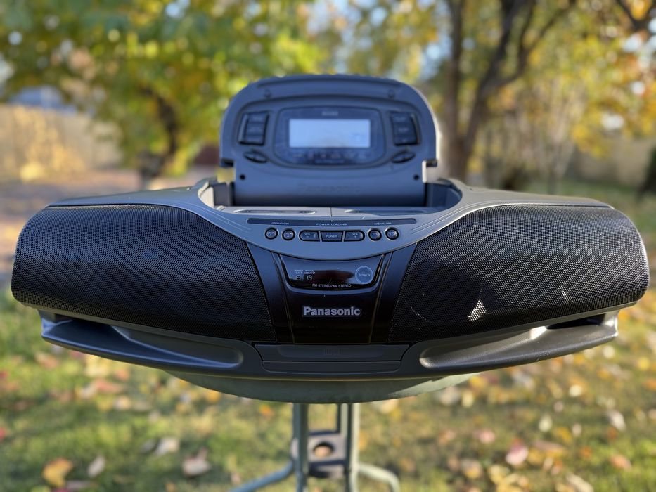 Продам магнитолу Panasonic RX-DT 75