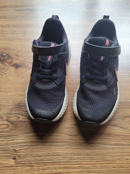 Buty sportowe Nike rozm 33,5