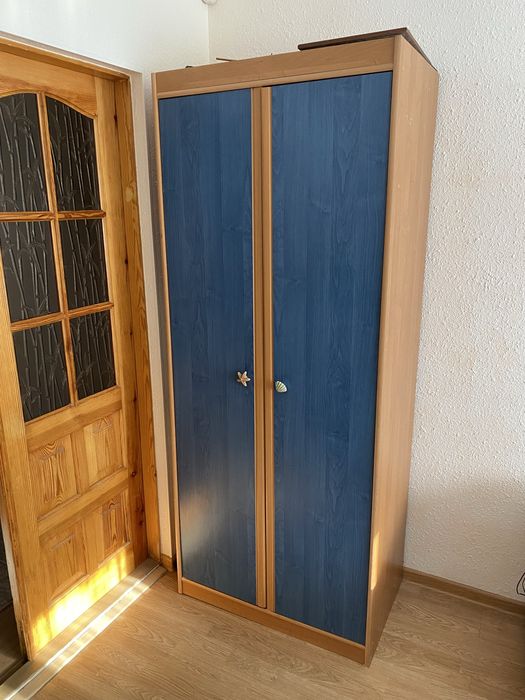 Меблі  вживані шкаф з колишньоі дитячоі стінки