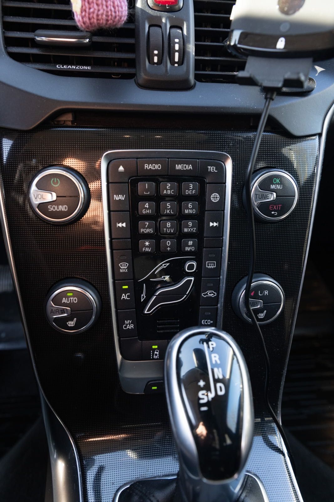 Volvo CC V40, D4, automat!!!