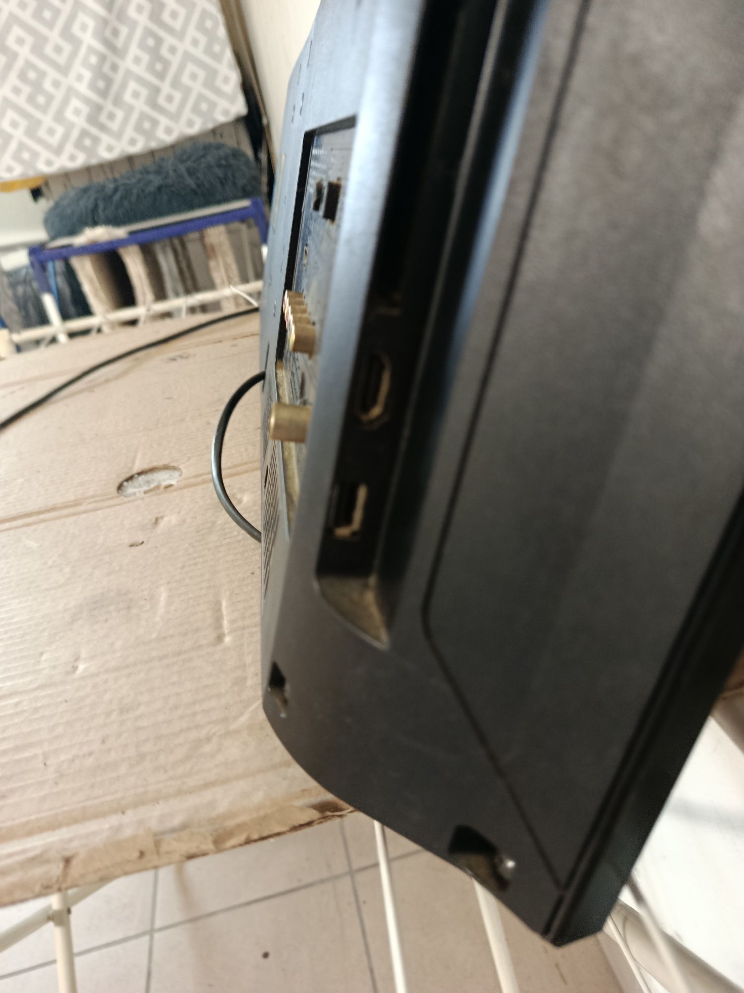 Sony LCD 32 R4 20 A