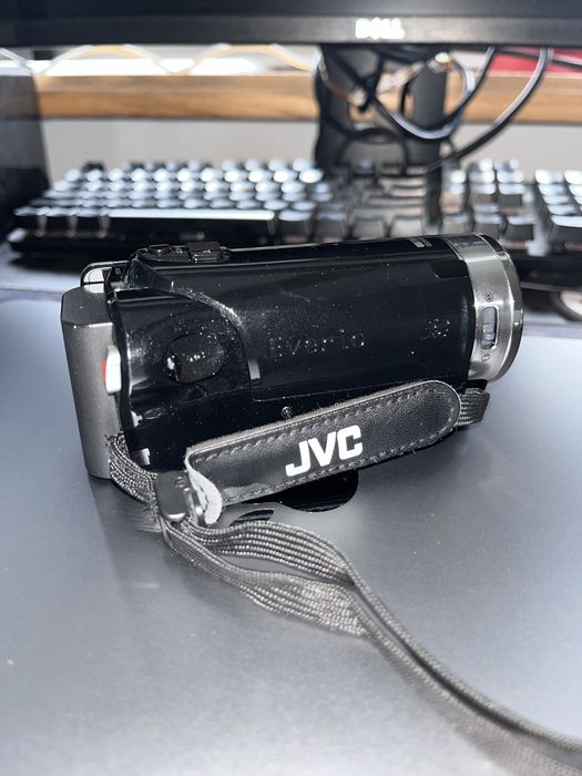 handycam kamera jvc efekty vintage retro cyfrowa gz e prezent
